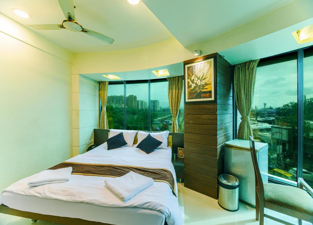 La Hotel Metro Near Bkc Bombay Eksteriør billede